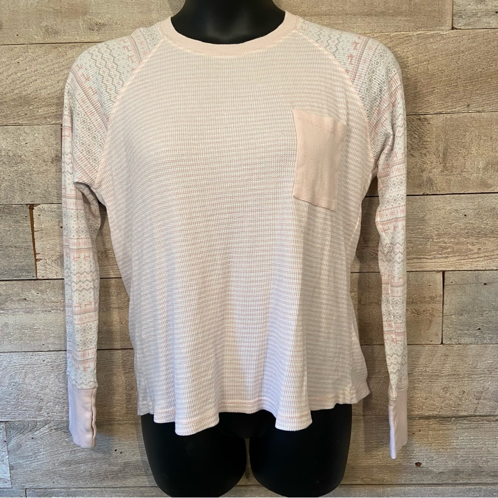 🛍️3/$30 La Vie En Rose women's pink & white waffle long-sleeved top size large